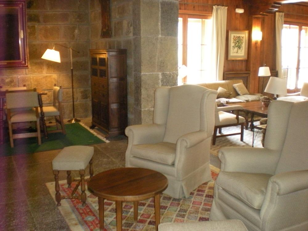 Parador De Bielsa Espierba Exterior foto